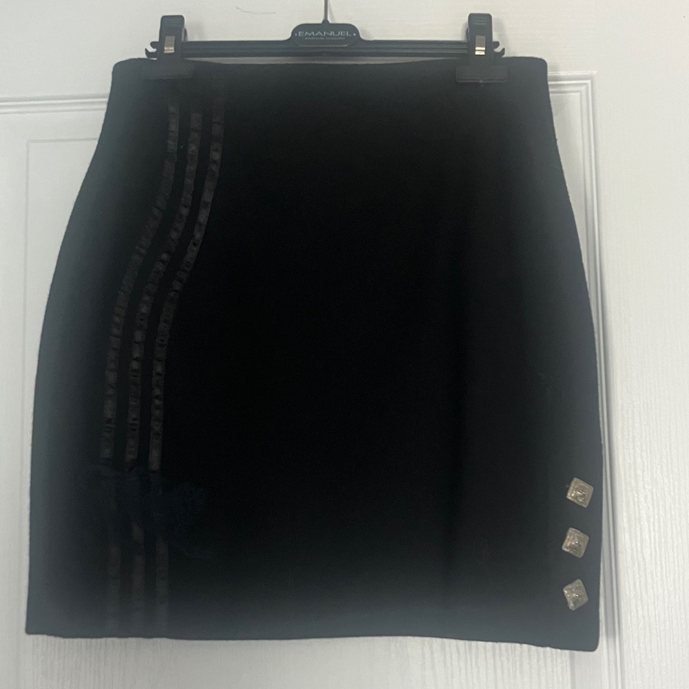 Parasuco Black Pencil Skirt with Stud Accents